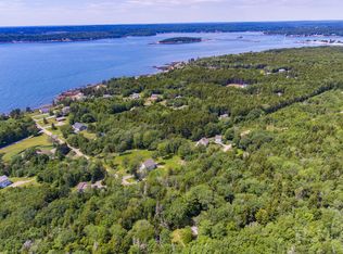 149 Seawood Park Rd, New Harbor, ME 04554