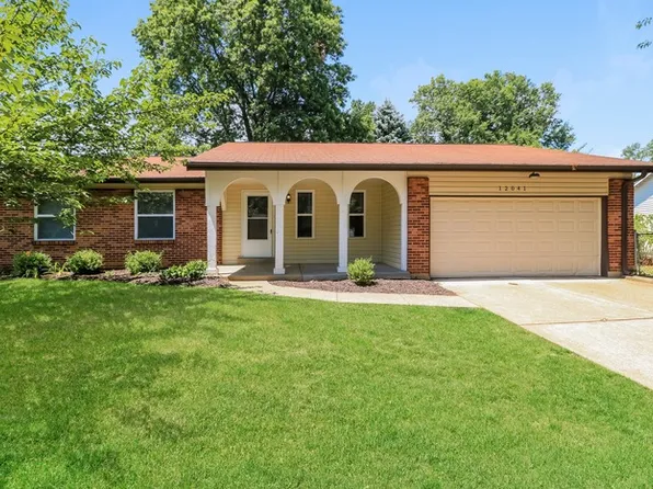 12041 Rosevalley Ln, Saint Louis, MO 63138