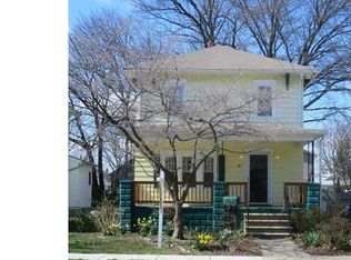 115 E Cedar Ave, Oaklyn, NJ 08107