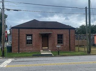 990 Peek St NW, Conyers, GA 30012