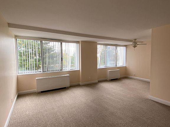 5th image of 301 N Beauregard St APT 402