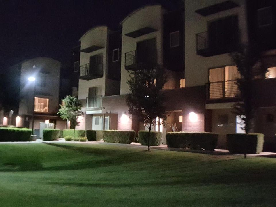 1st image of 525 W Lakeside Dr Unit 112