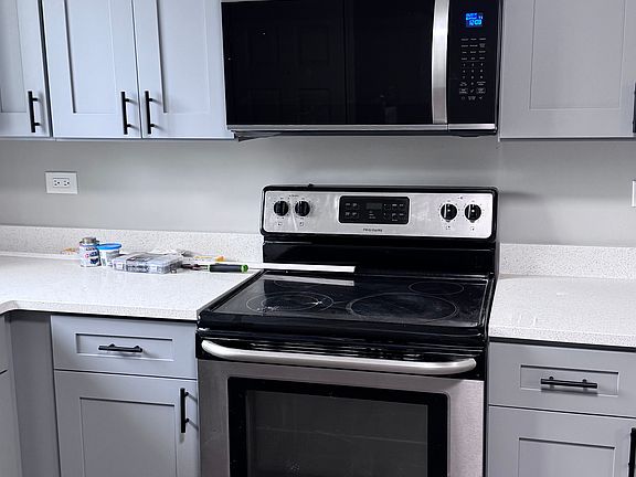 2nd image of 1221 Whispering Hills Ct