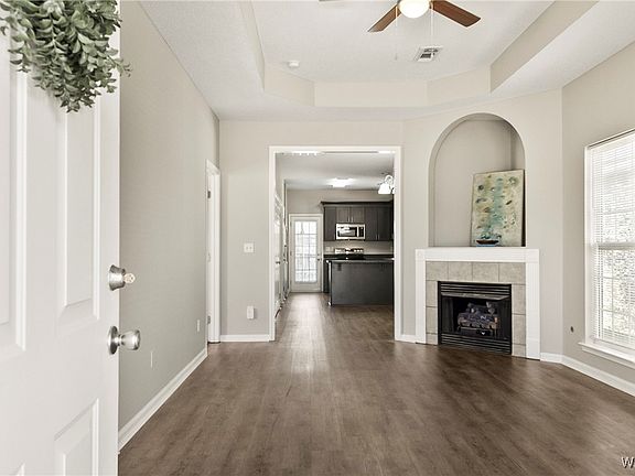 3rd image of 9710 Moonlight Cir