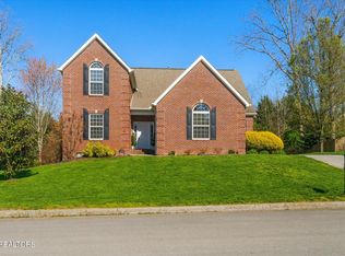 1524 Lewisbrooke Ln, Knoxville, TN 37922