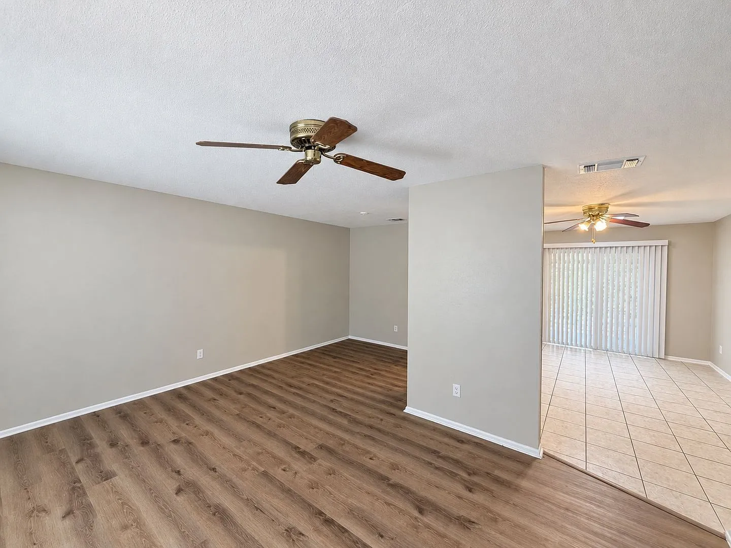 Freshly updated and ready for move-in! 3-Bedroom 2-Bath home in North East San Antonio — Photo 4