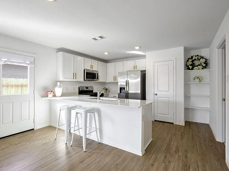 19424 Villa Mesa Dr — Photo 5