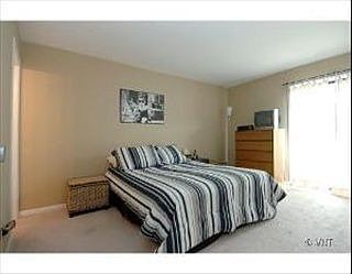 5th image of 320 Sheridan Dr APT 1D