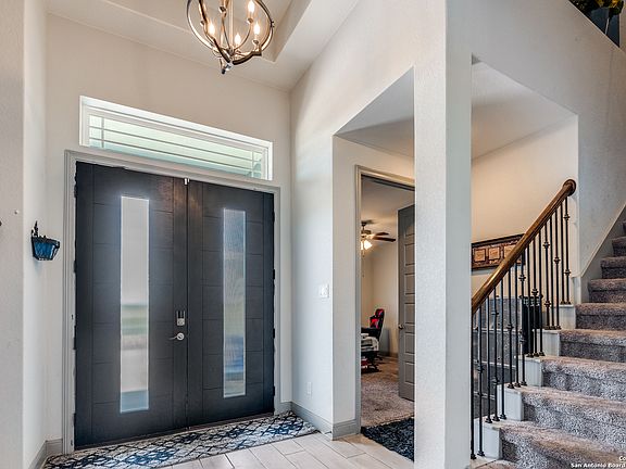 4th image of 8207 Garden Arbor