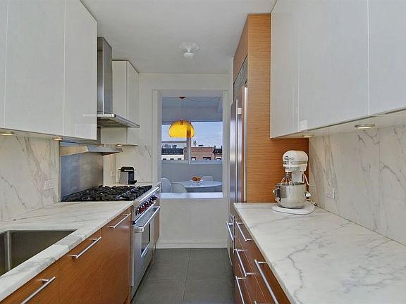 2nd image of 535 E 86th St #7D