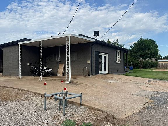 3rd image of 516 11th St