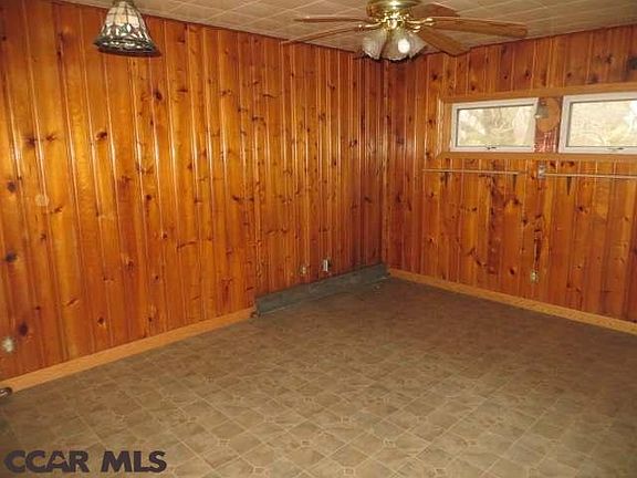 3rd image of 220 McLaughlin St