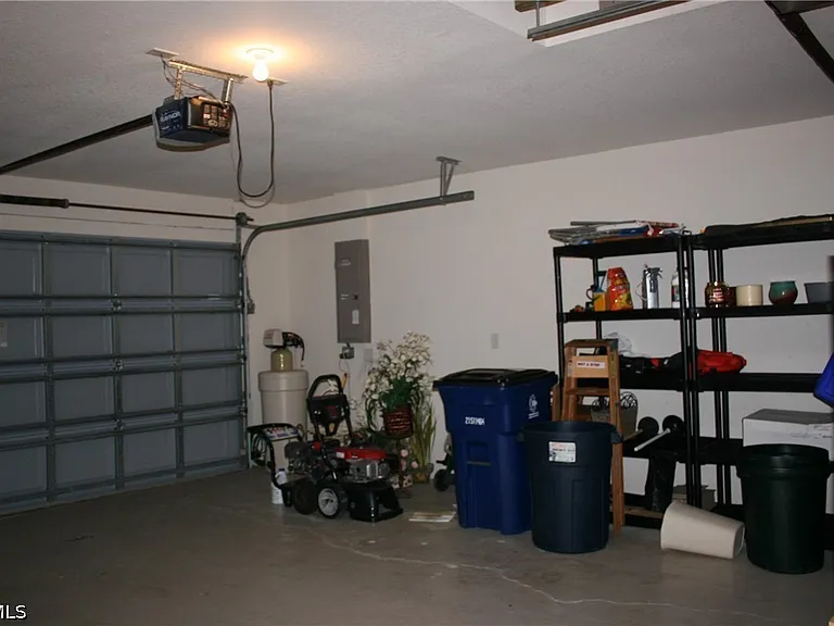 20728 Tisbury Ln — Photo 37
