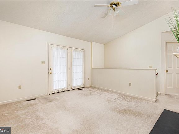 5th image of 1057 Harmony Orchard Rd