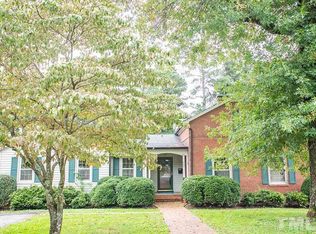 220 Crestwood Dr, Roxboro, NC 27573