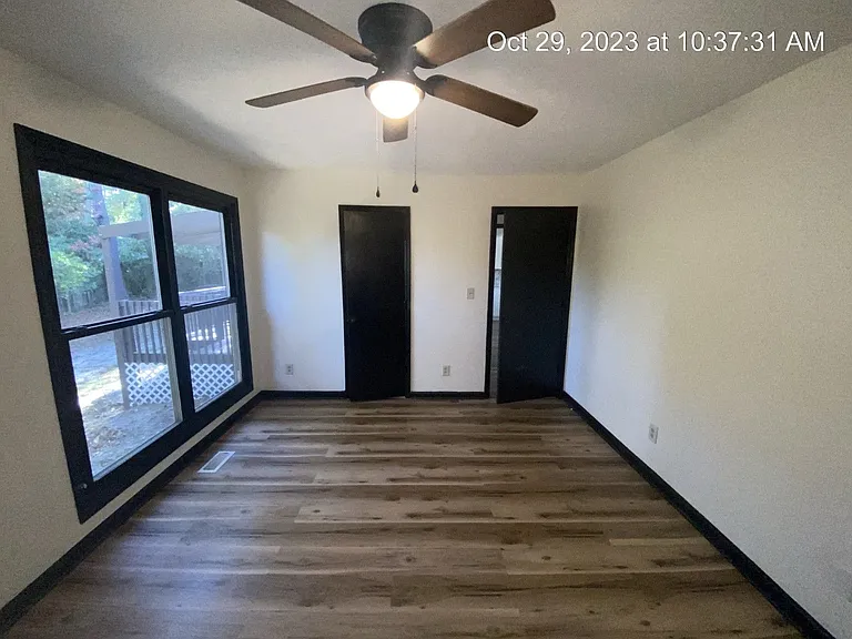 5646 Blythewood Ln — Photo 13
