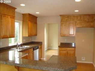 15201 Penny Ave, Sandy, OR 97055