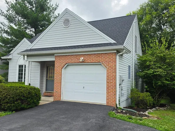 122 Hensel Dr, Shepherdstown, WV 25443