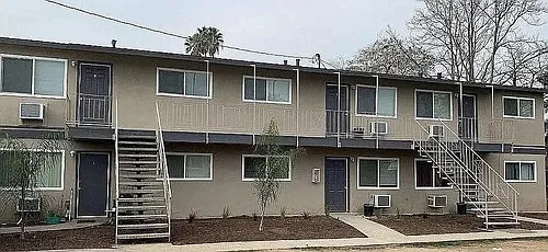 4431 E Hedges Ave #D Photo 1