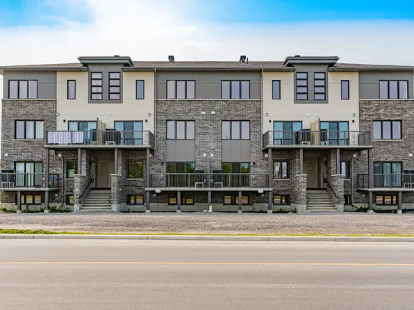 561 Via Campanale Ave #561B, Ottawa, ON K2J 6M5