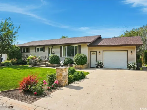 404 9th AVENUE, Rosthern, SK S0K 3R0