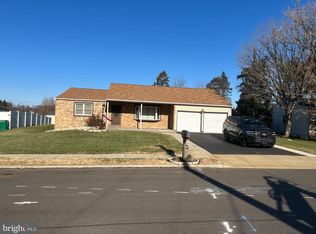 6241 East Dr, Bensalem, PA 19020