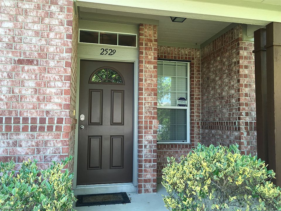 1st image of 2529 Grayson Way