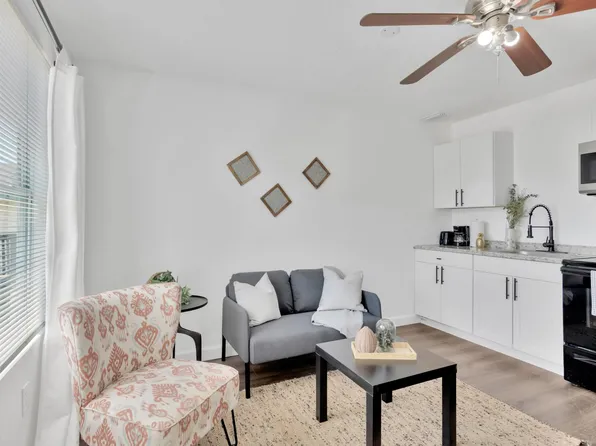 6039 108th Ave #2, Pinellas Park, FL 33782