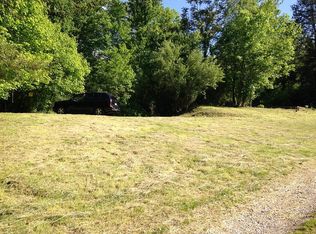 Dennitt Dr, Cross Lanes, WV 25313