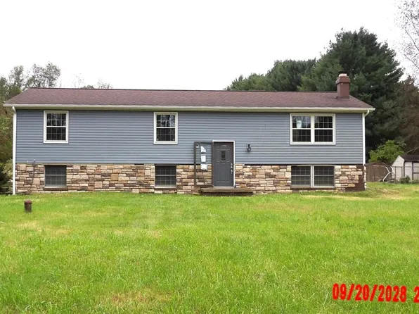 1656 Pulaski Mercer Rd, Mercer, PA 16137