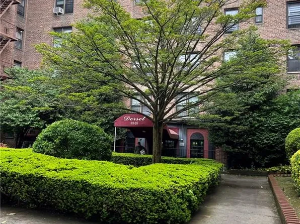 83-25 98th St #2A, Queens, NY 11421