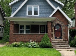 950 Winton Ave, Akron, OH 44320