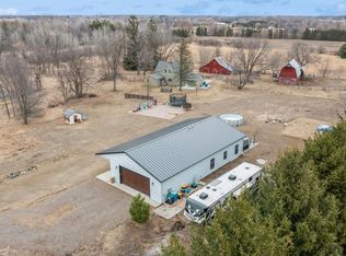 33661 Vickers St NE, Cambridge, MN 55008