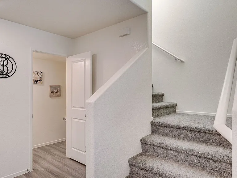 6928 Honor Hill St — Photo 27
