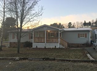 2107 Cranberry Rd, Woodlawn, VA 24381