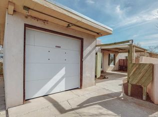 604 Grove St NE, Albuquerque, NM 87108