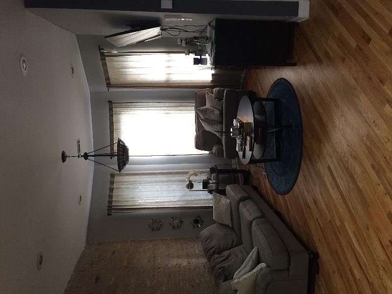 1st image of 1450 N Fairfield Ave APT 1F