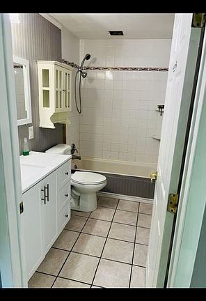 4th image of 120 Hilda Dr