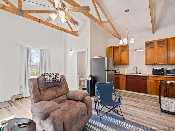 128 2137th Rd, Bartlesville, OK 74003