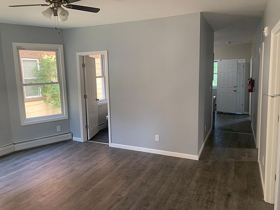 3rd image of 333 Mansion St
