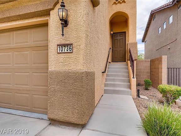3rd image of 10736 Little Horse Creek Ave