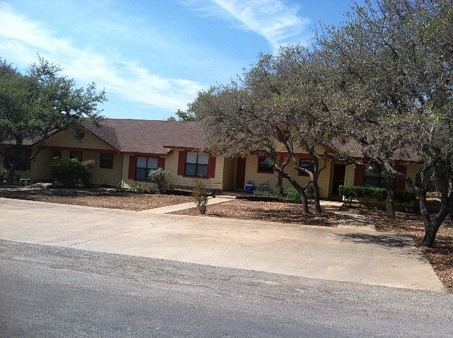 1st image of 6 Deerfield Dr