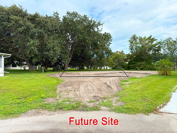 3rd image of 31 Florida Way