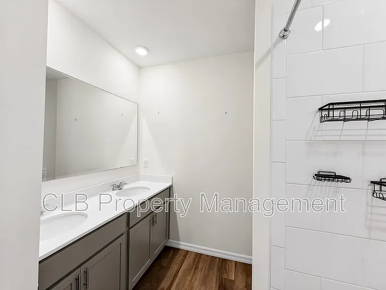 982 Commons Way — Photo 8