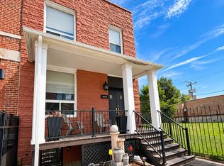 3839 S Giles Ave, Chicago, IL 60653