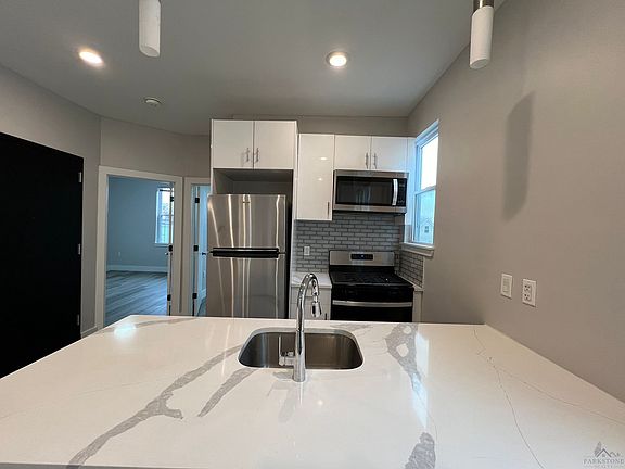 2nd image of 126 Neptune Ave #3R