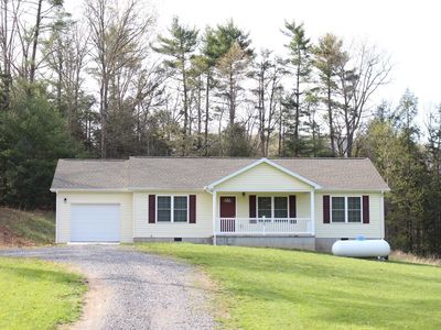 55 Golden Acorn Dr, Brandywine, WV, 26802