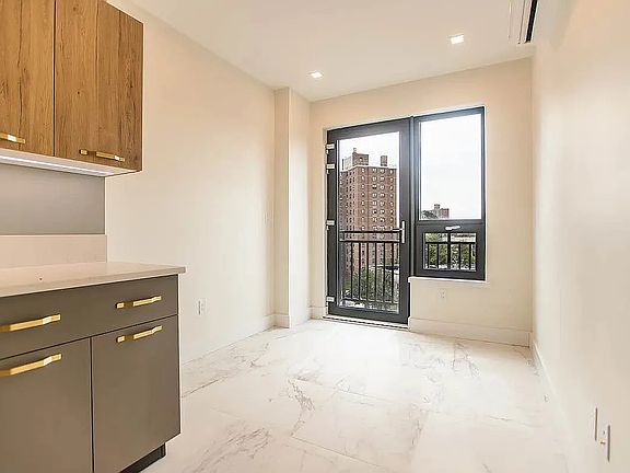 3rd image of 1801 Broadway #6C