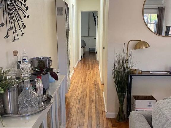 3rd image of 1722 32nd St