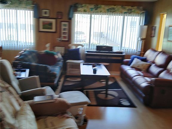 3rd image of 2200-7 W Wilson St #7
